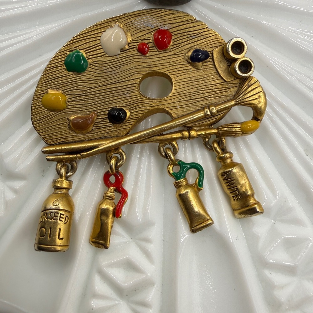 Danecraft Vintage Artist Palette Brooch Gold‎ Tone Enamel Paint Dangle Pin